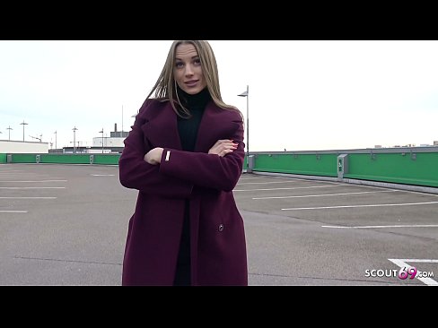❤️ German SCOUT bụ igwe na-emetụ nrọ, ebe a na-adọba ụgbọala na sexy maka ego. ❤️ Anal video ❤