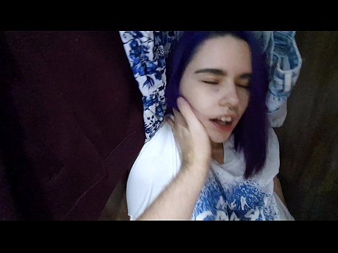 ❤️ Achọtara nwanne m nwanyị na kọbọd ma nyere ya aka ❤️ Anal video ❤